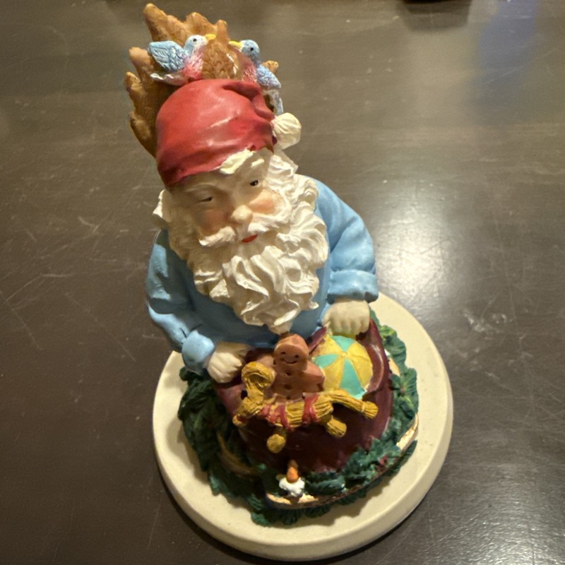Ellie’s Kitchen Christmas Cookie Press Santas Of The World Featuring Sweden