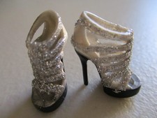 MATTEL BARBIE SHOES SILVER GLITTER STRAPY HEELS C-61