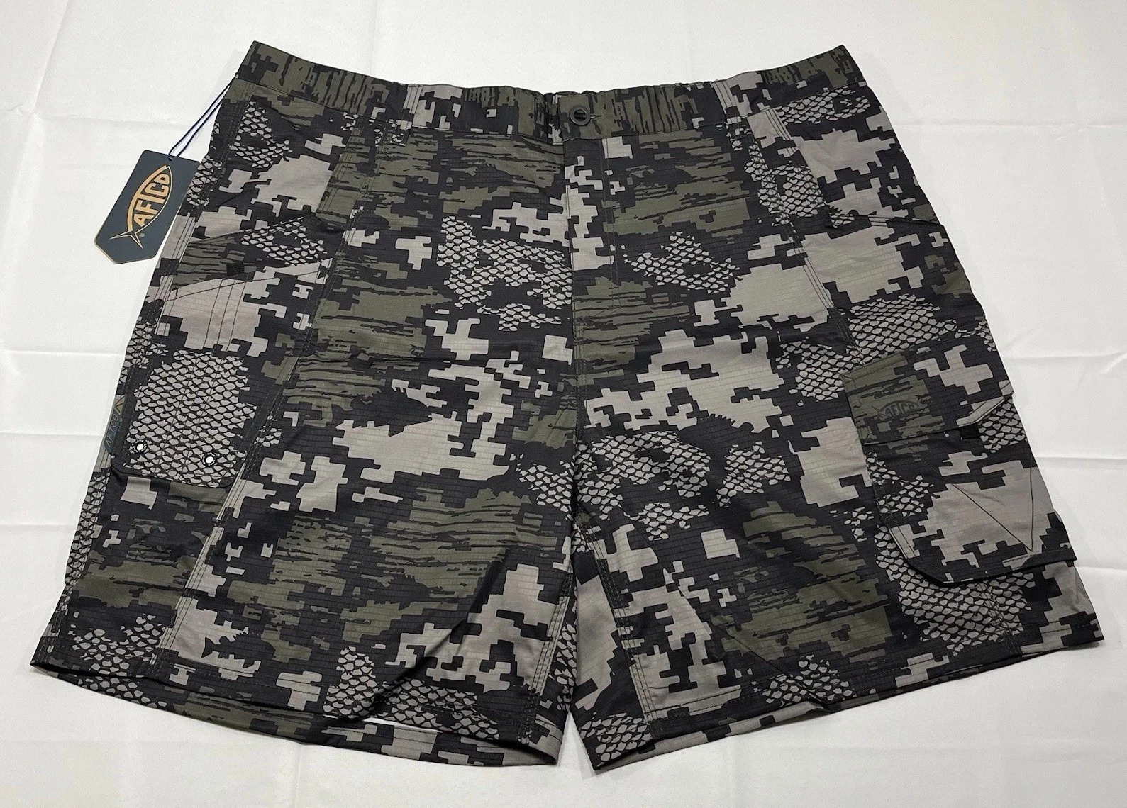 Aftco Tactical Fishing Shorts Mens 46 Multi Camo Cargo Performance AFTech NWT