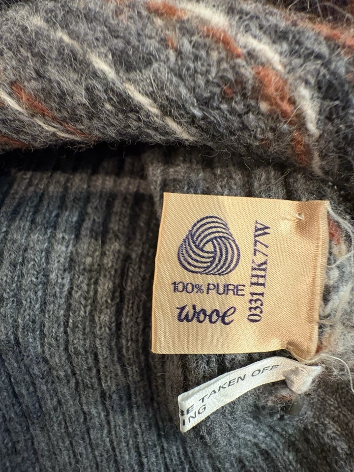 Jos. A. Bank Scottish Shetland Wool Vest Mens Gray Grandpa S/M (READ) - Image 4 of 4