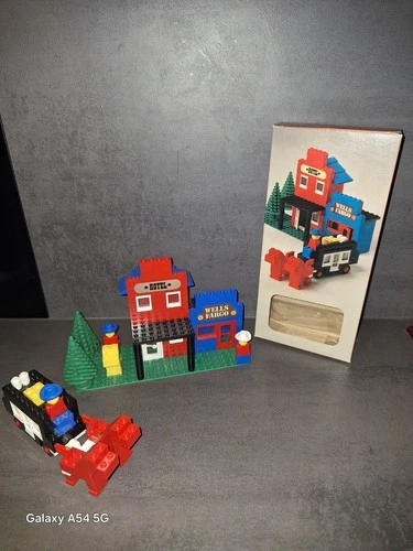 Lego No:365 Vintage Western Building Hotel & Wells Fargo City w/ Original Box from Set 2