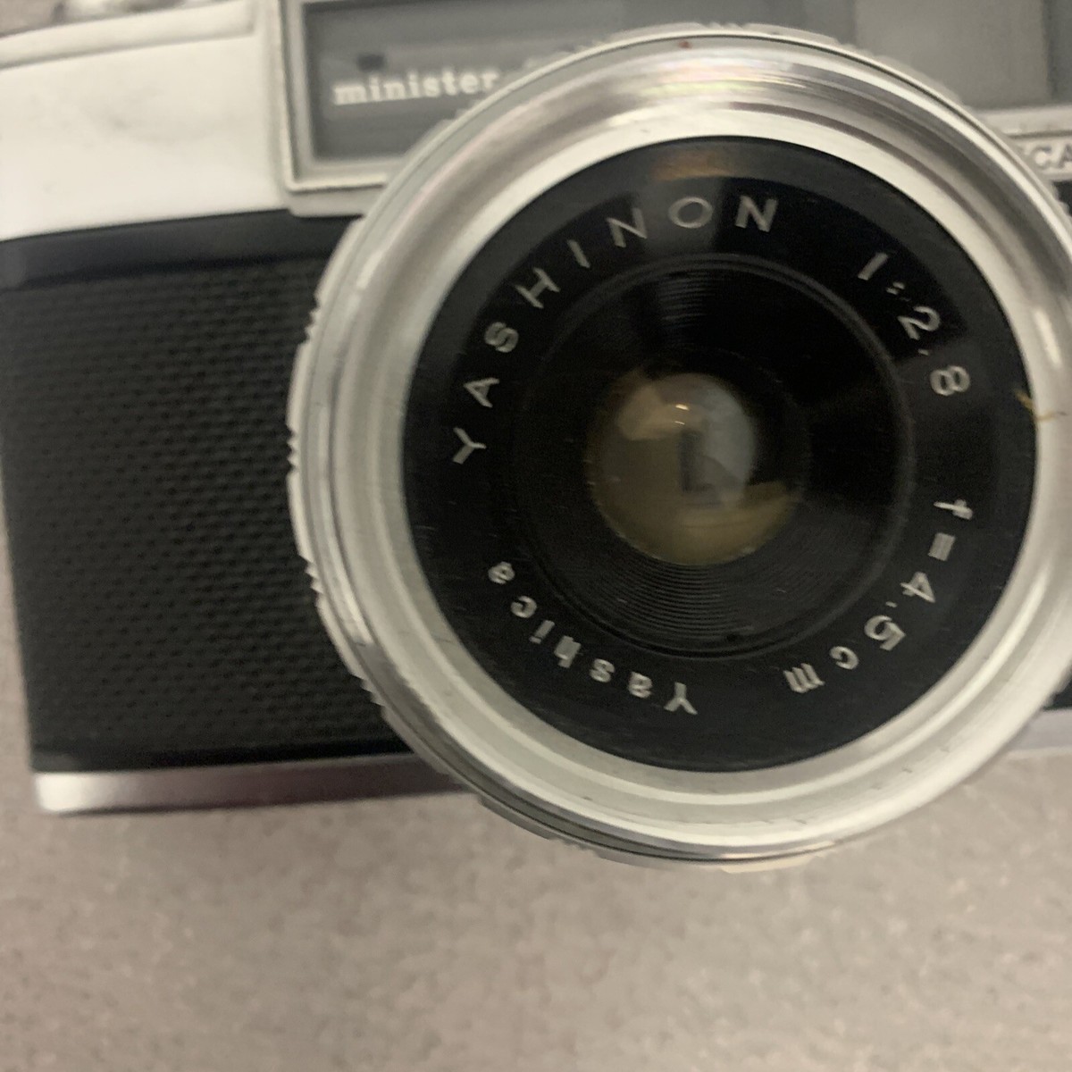 Yashica Minister D 35mm Rangefinder Camera w/ Yashica f=4.5cm Lens