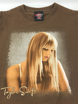 Taylor Swift Speak Now Tour Official Merch Tokyo 2011 T-Shirt