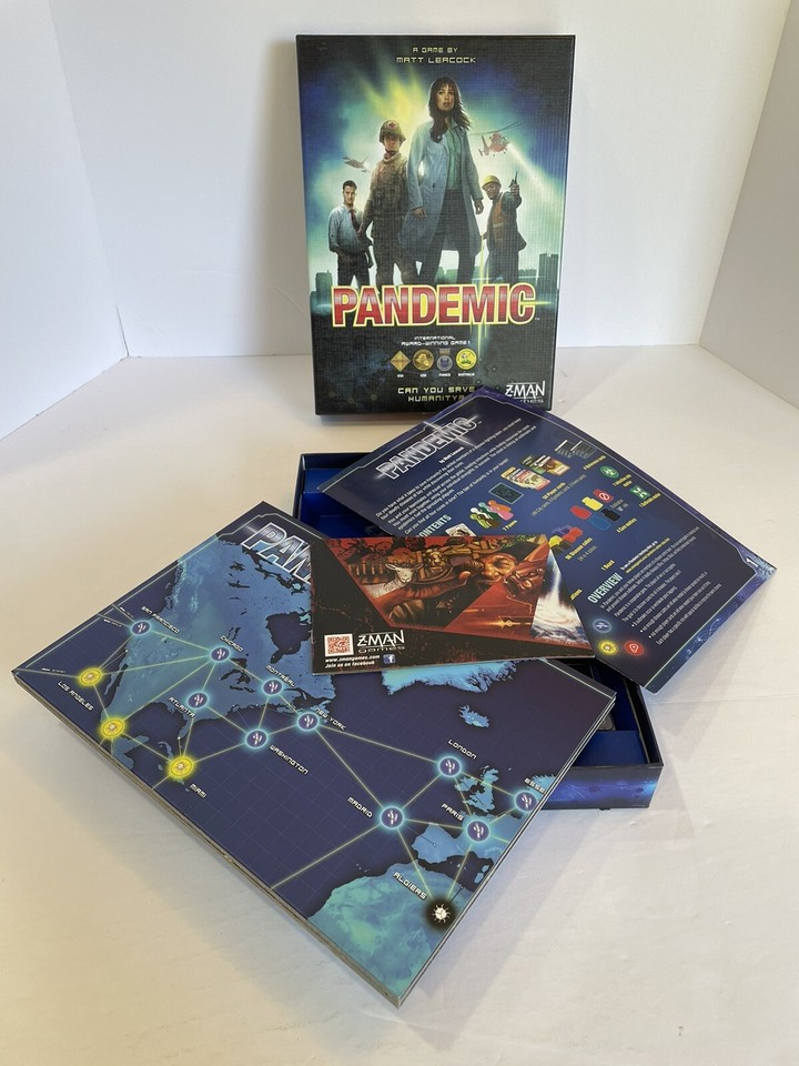 PANDEMIC Cooperative Board Game by Z-Man Games 100% COMPLETE NEW OPEN 
