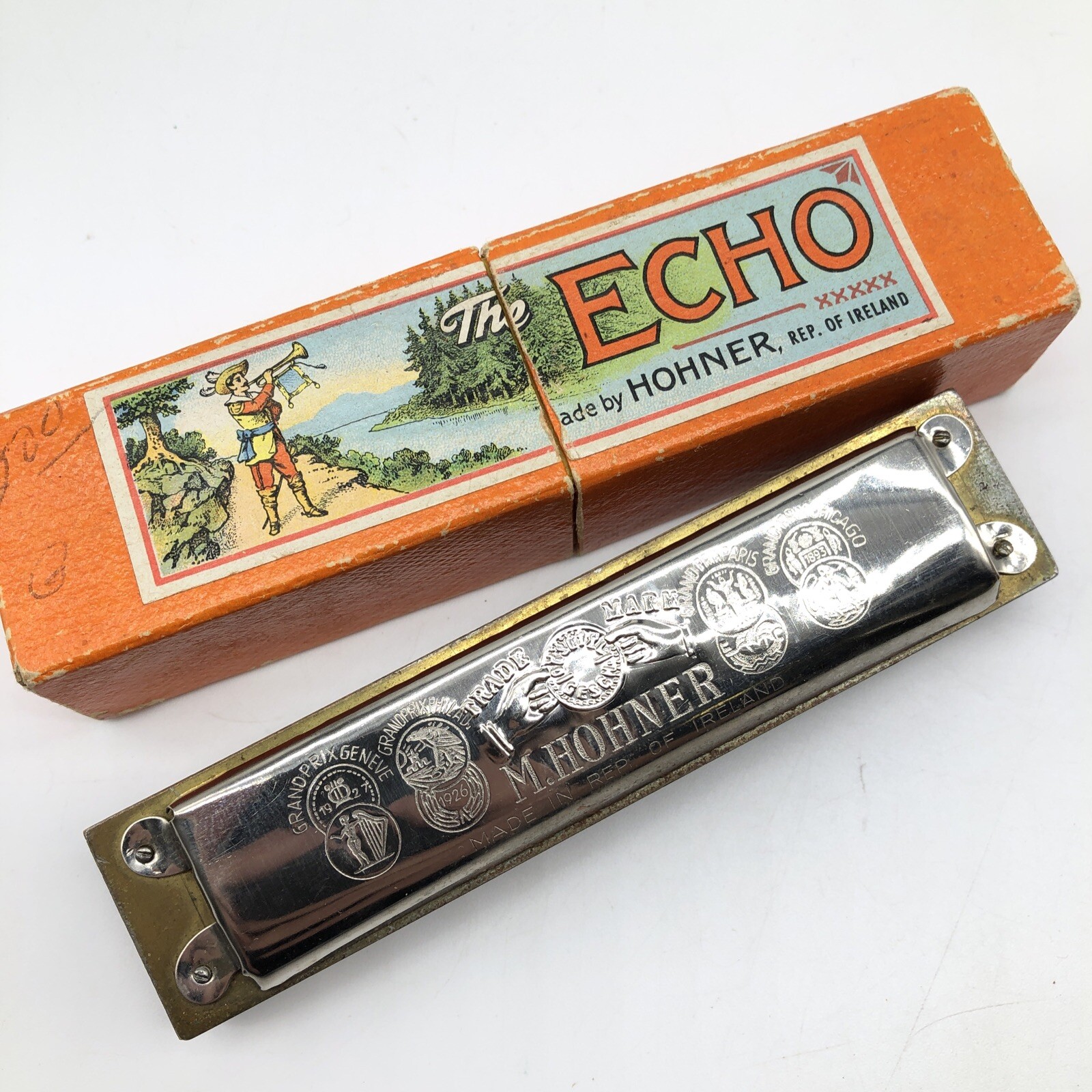 M. Hohner Harmonica The Echo Bell Metal Reeds C w/ Case Germany Vintage