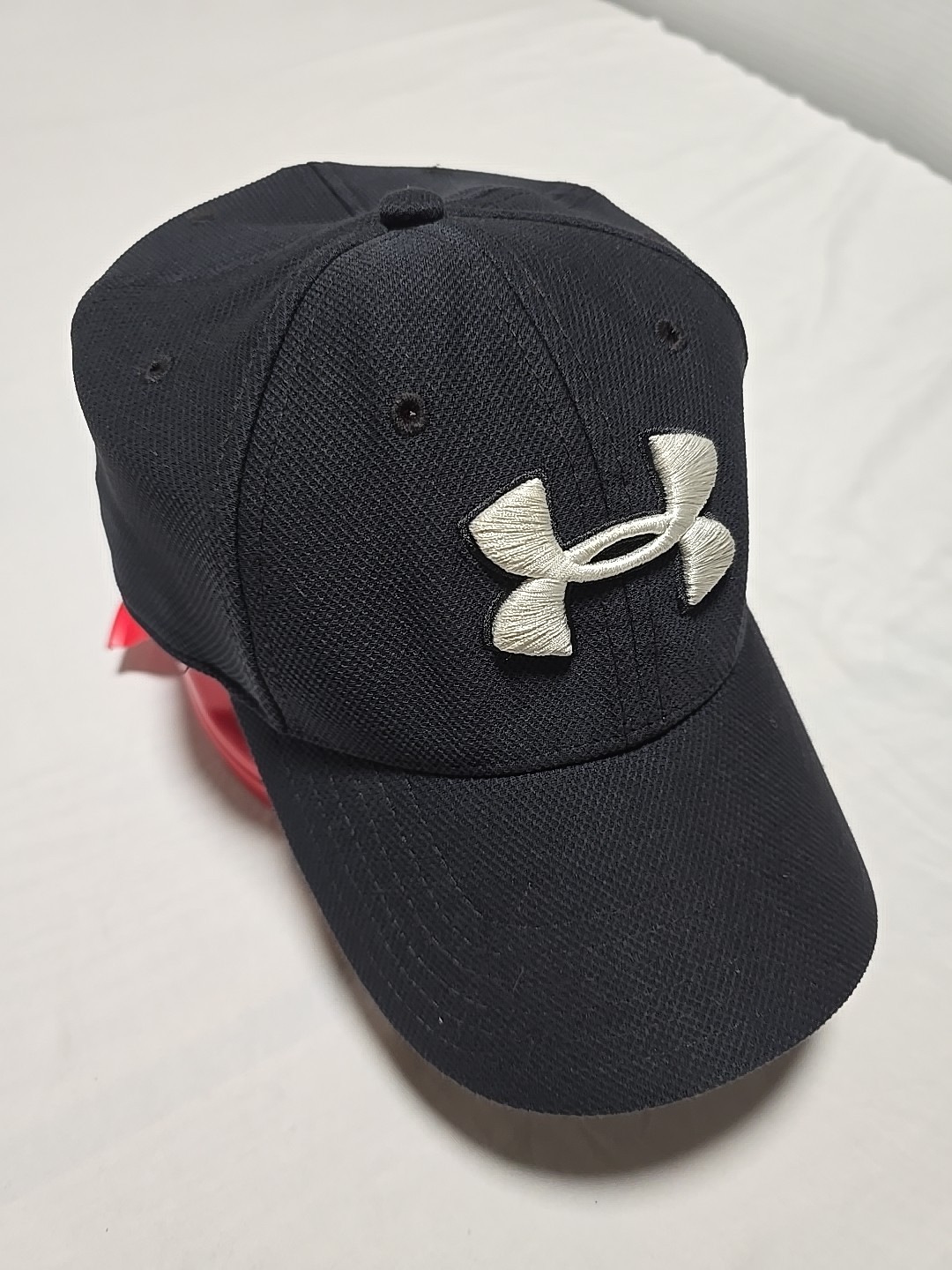 Under armor fitted hat size small medium black - image 2