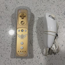 Gold Wii Remote ZELDA SKYWARD SWORD Special Edition Controller w/Nunchuck