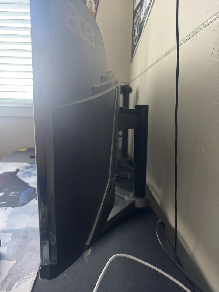 Acer - Nitro Gaming 34Curved QHD 180Hz 1ms FreeSync Premium Gaming Monitor ... - Image 3 of 4