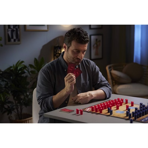 Juego de mesa clásico Stratego 5