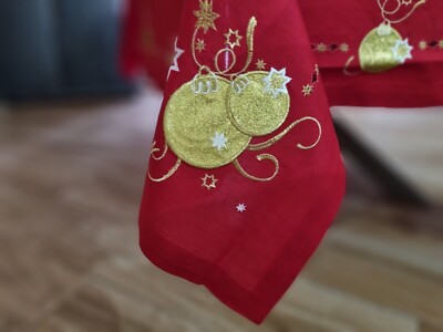 Weihnachtstischdecke bestickt Leinenmischung mit Stickereien und Applikationen Weihnachten 12-Sitzer