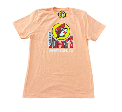Buc-ee's Bucees Gas Station Wharton, TX Graphic T-Shirt Size Medium Made In USA