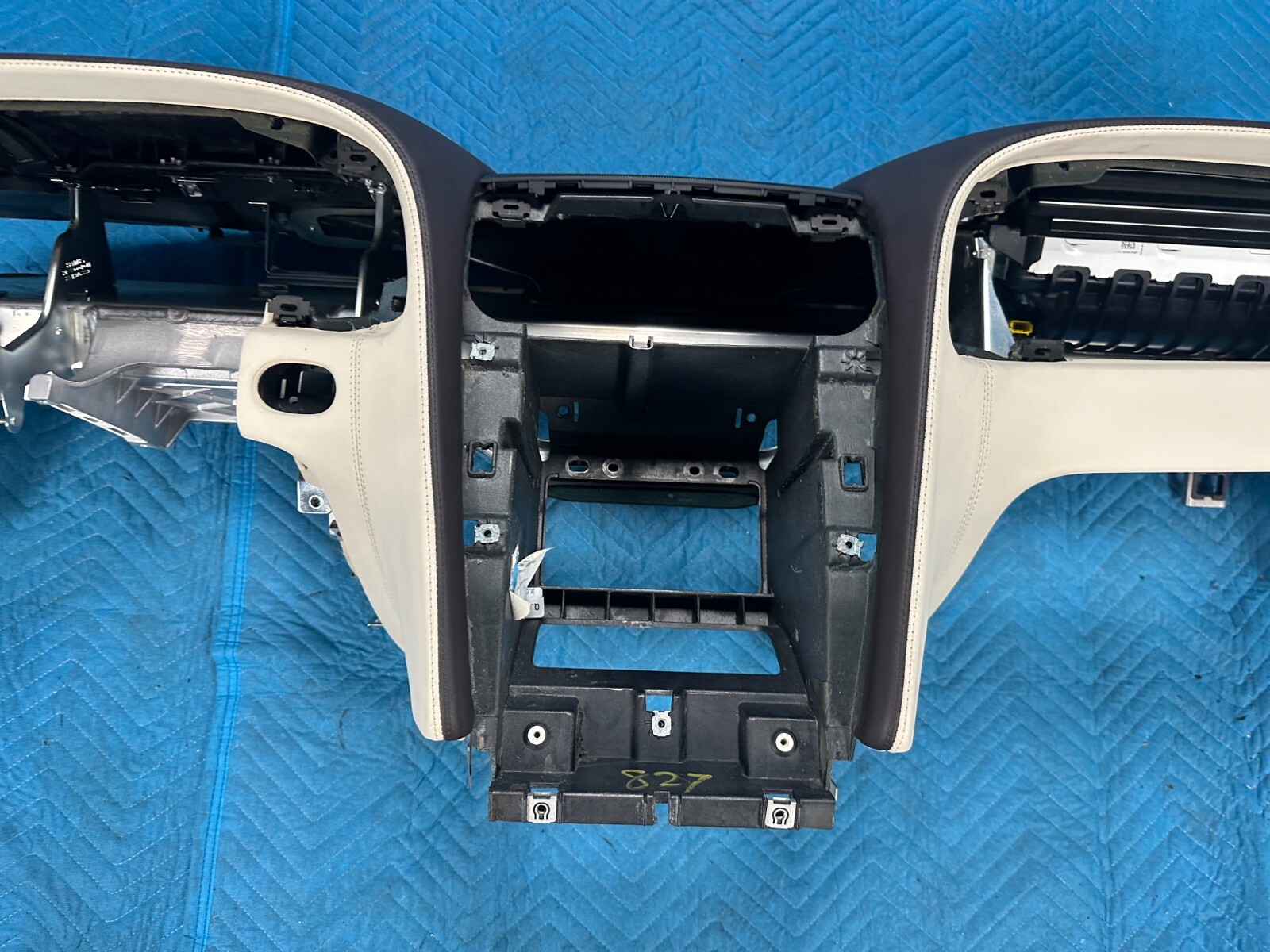 Bentley Cont Flying Spur Dashboard Dash Instrument Panel Ivory 29k 2008-2012 OEM