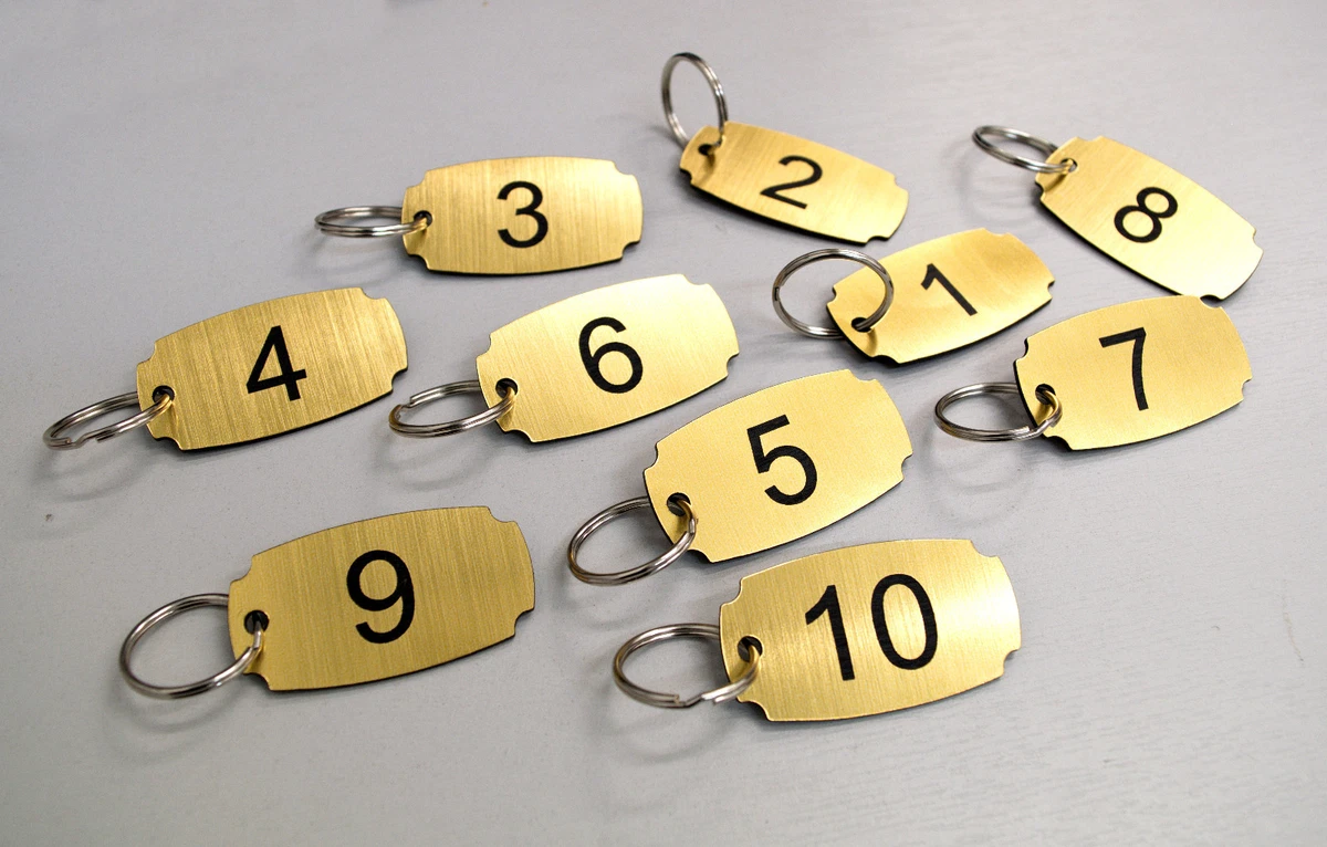 Set of 30 1 30 numbered key tags ideal for clubs school