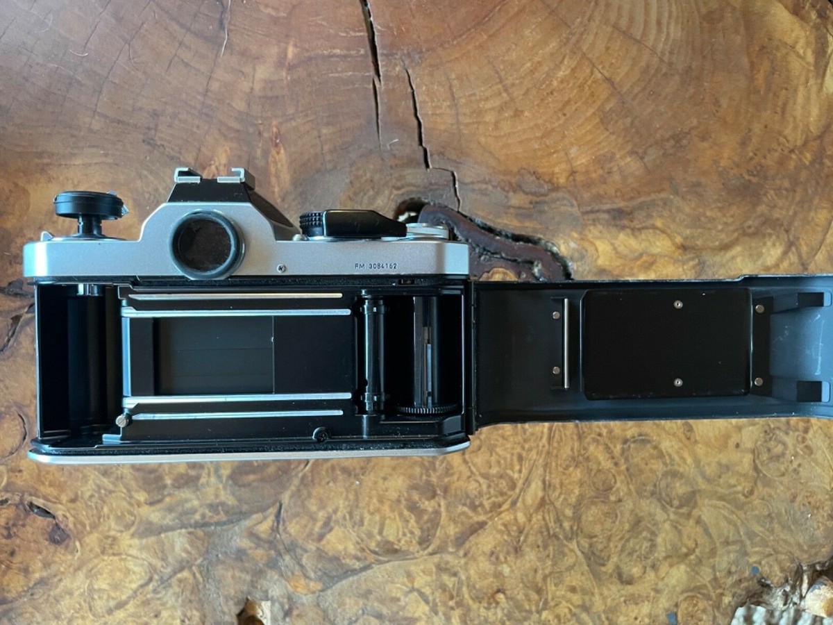 Nikon FM w/ Nikkor 50mm f1.4 lens Film Camera Vintage - NOT