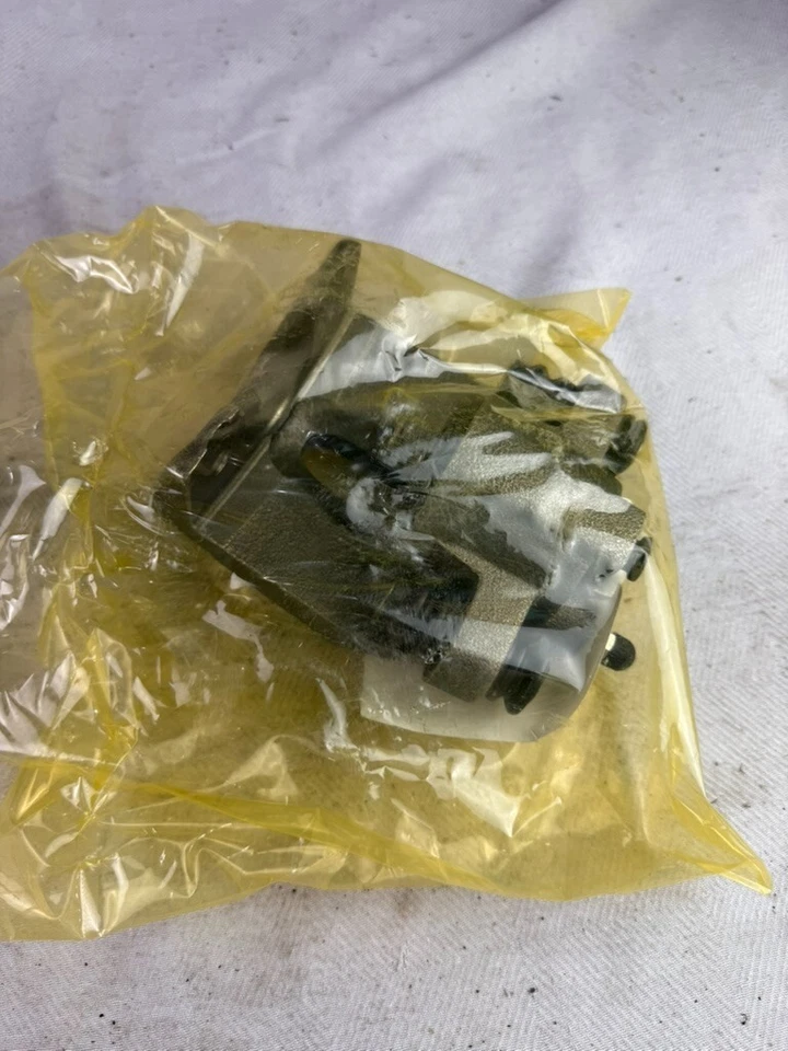 Pinza de freno de disco Wearever 18-4851N Reman para Ford Crown Victoria 2003-2011 Foto 2 de 4