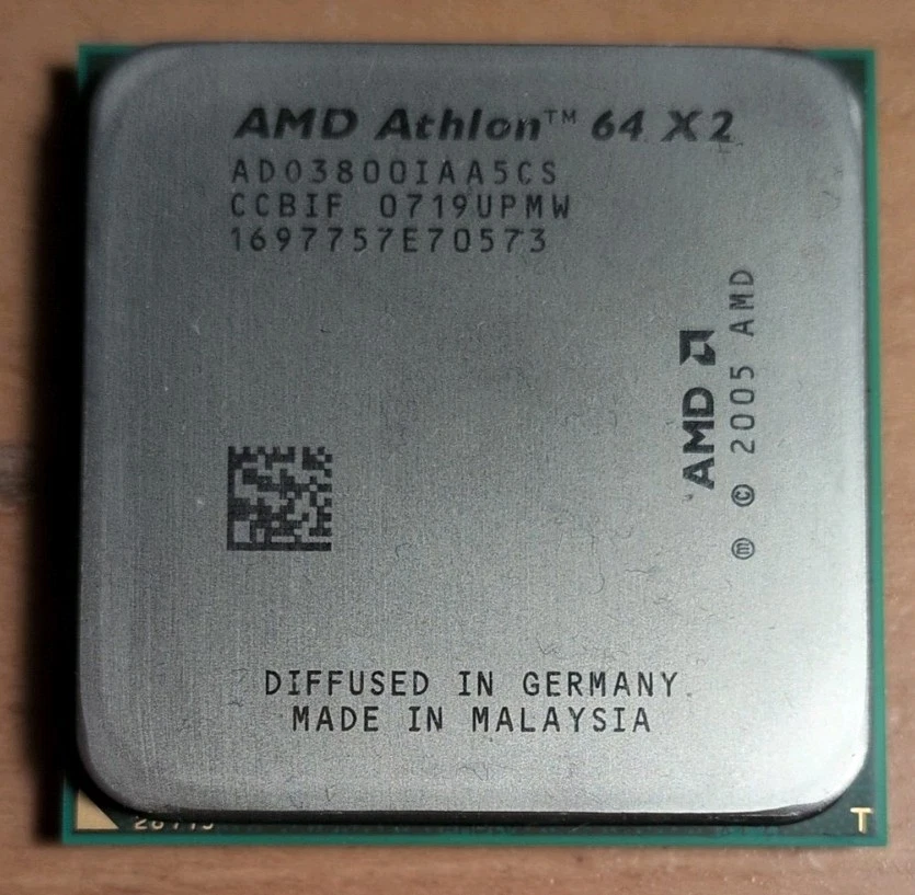 AMD Athlon 64 X2 3800+ AM2 ADO3800IAA5CS