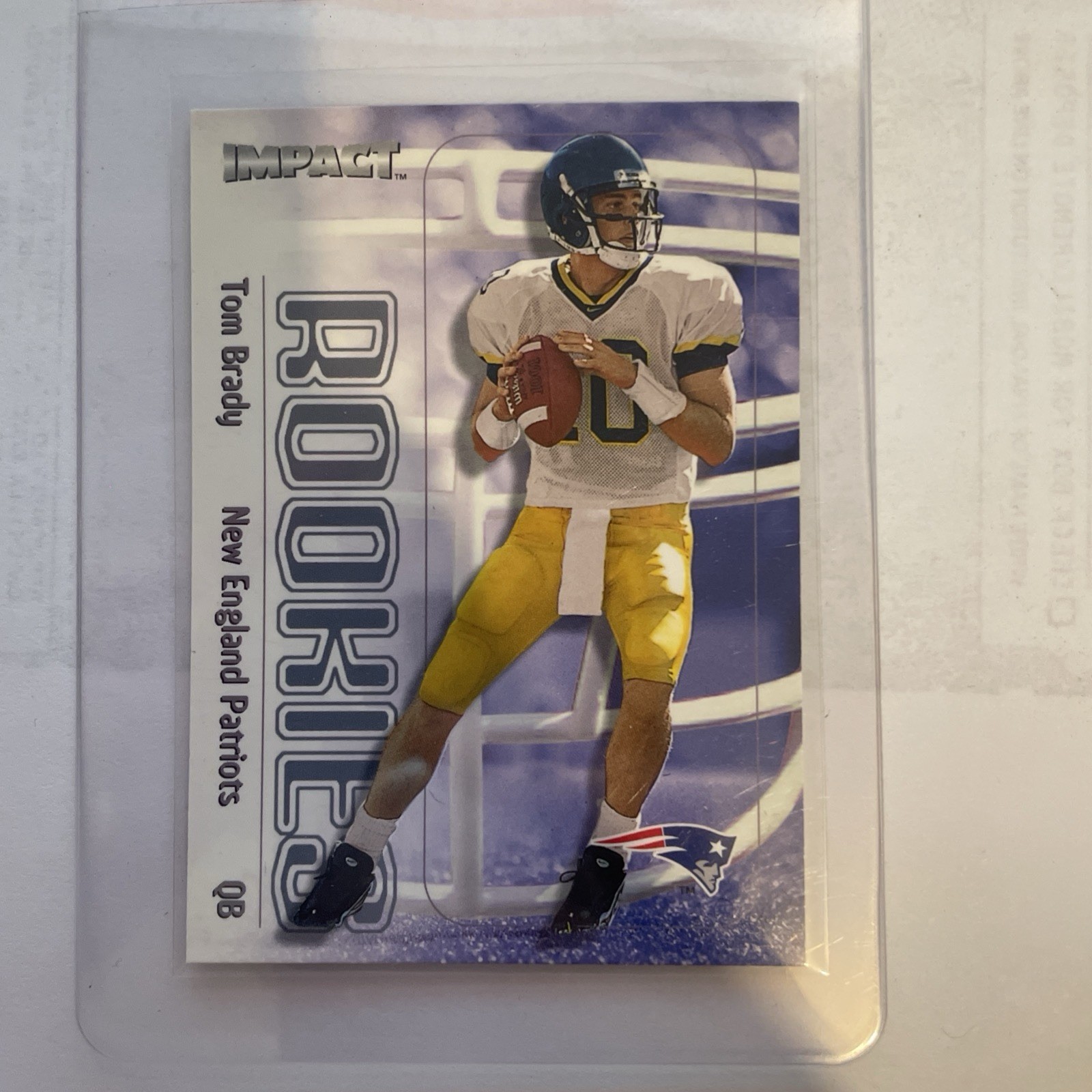 2000 Skybox Impact - Rookies Tom Brady #27 (RC)