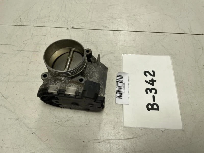 Volvo V50 T5 2005 carrocería del acelerador conjunto de válvula se adapta a Volvo serie 70 06-13 OEM+  Foto 2 de 4