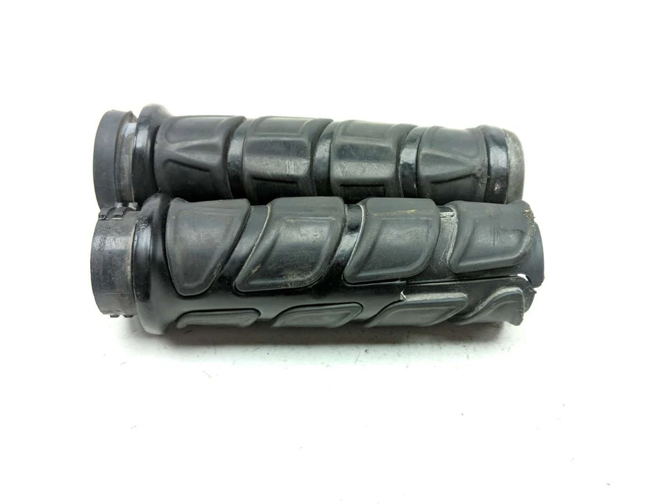 Tubo y empuñaduras de acelerador Harley Davidson Road Glide FLTRI 99-06 Foto 2 de 4