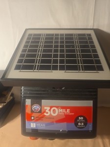 30 Mile Solar Fence Energizer with 15W Panel 7Ah Battery for Livestock 