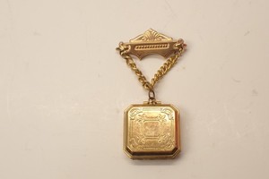 Vintage Coro Gold Octagon Double Picture Locket W Crown Top Bar