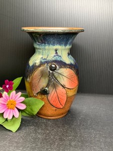 Tom Briney Mountain Brook Pottery "Huckleberry" Vase 5 1/2" Signed