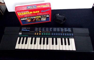 VTG CASIO SA-20 TONEBANK KEYBOARD 100 RHYTHM SOUNDS - ORIG. OWNER -WORKS PERFECT