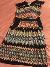 Women’s Maggie London 2 Pocket V Neck Dress Sz 8