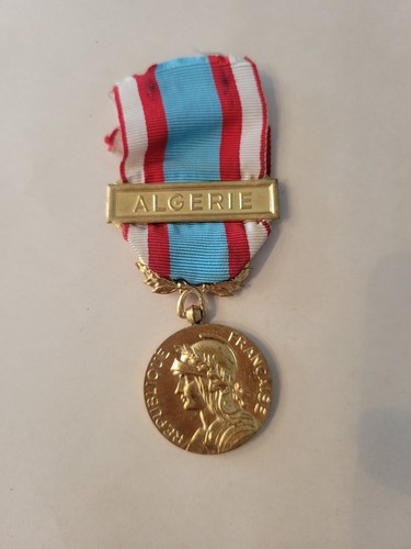 ALGÉRIE – Médaille Commémorative FLN – Front De Libération Nationale – État Musée