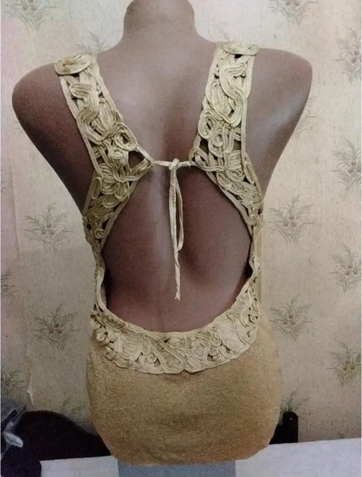 Top vintage Roberto Cavalli dorado Foto 3 de 4