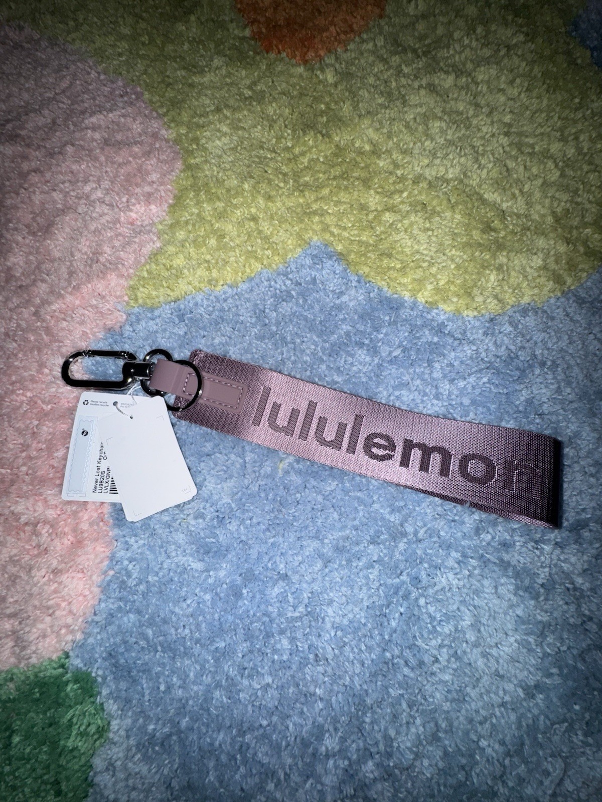 Lulmon NWT Lavender Lux Goodnight Plum Never Lost Keychain