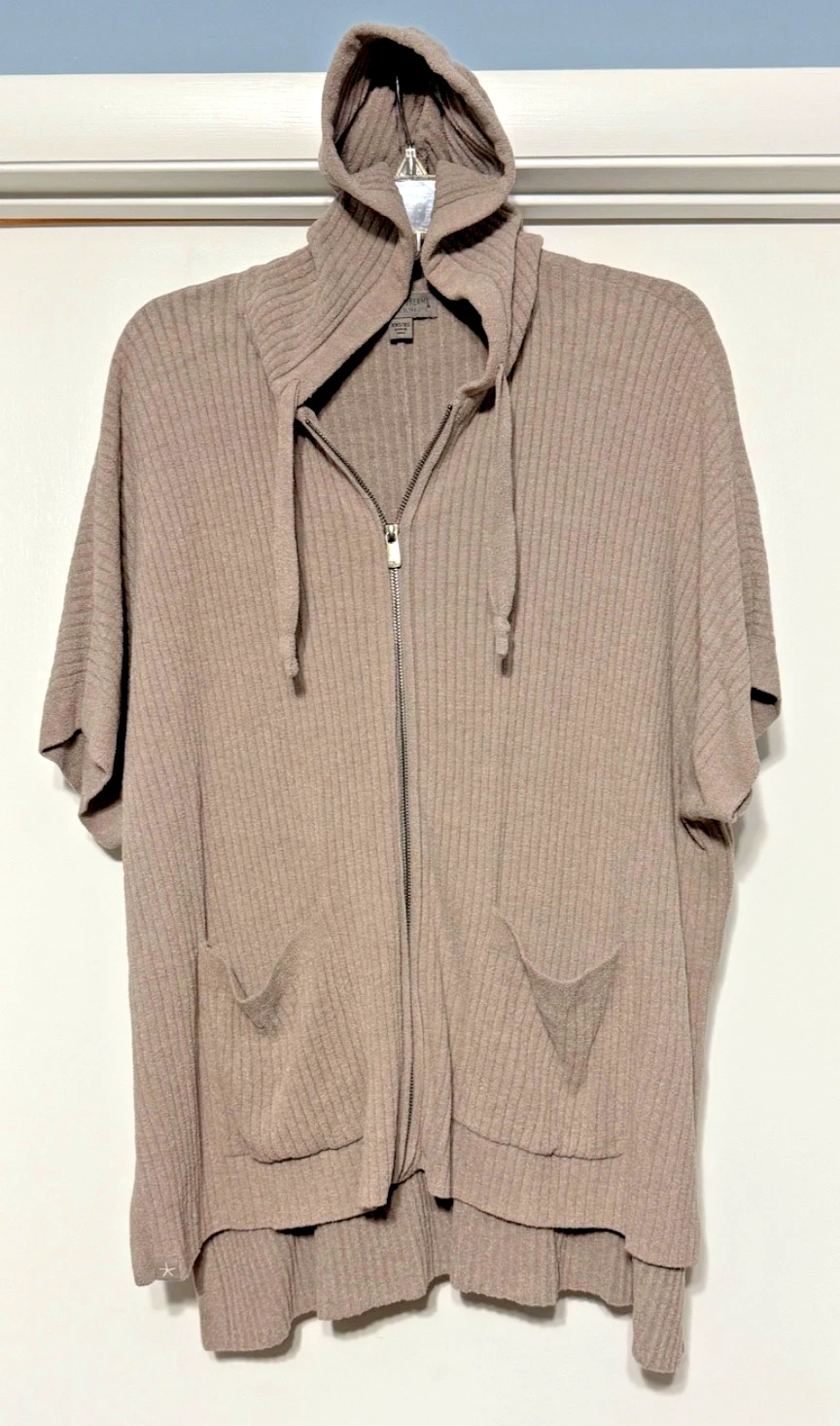 Barefoot Dreams - Cozychic Ultra Lite Ribbed Zip Up Poncho Light Tan XXS/XS