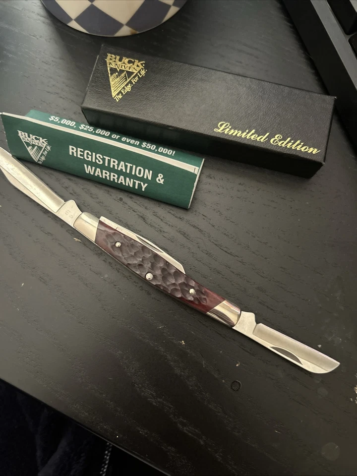 BUCK KNIVES 303 *LIMITED EDITION* CADET POCKET KNIFE / JIGGED BROWN BONE HANDLE - Image 4 of 4