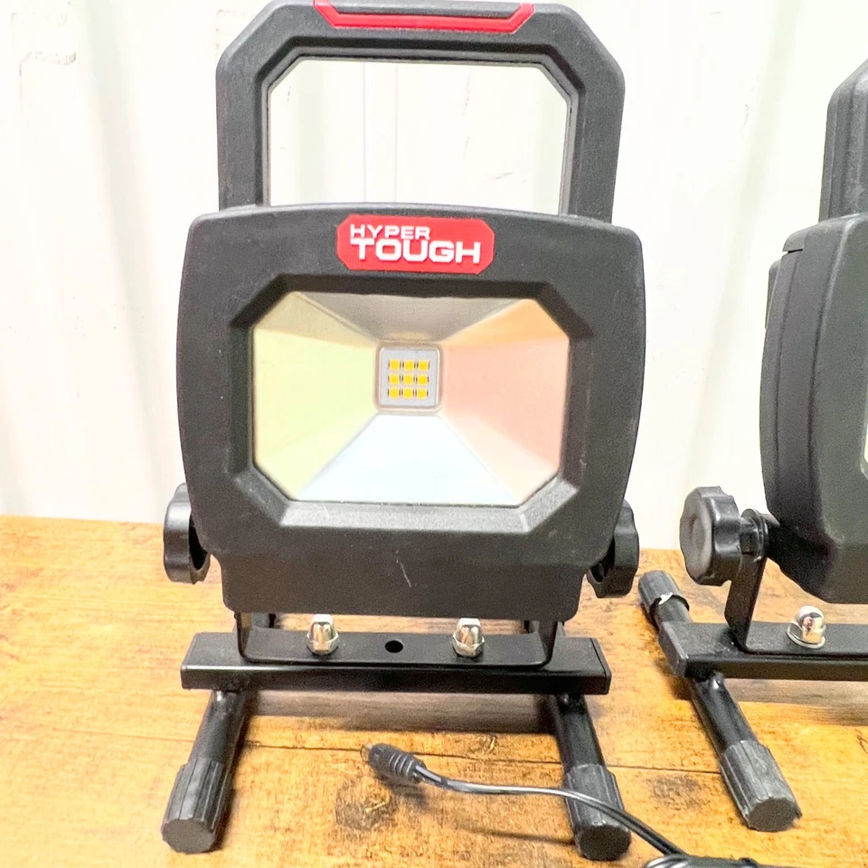 Luz de trabajo portátil LED recargable alimentada por batería Hyper Tough de 1000 lúmenes Foto 2 de 4
