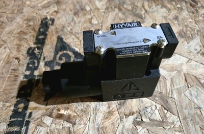 HYVAIR / Chief D03S Series 35 Solenoid-Operated Directional Control Valve