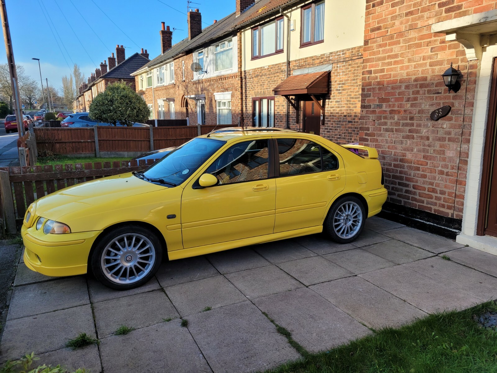 Image 2 - 2003 MG ZS 180 Trophy Yellow