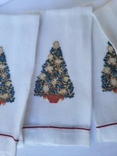 Lot Of 6 Frontgate Christmas Wreath/ Tree Linen Napkins 17.5" × 12" Embroidered 