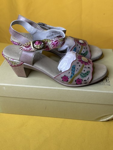 L'Artiste Women's Isobel Gray Floral Genuine Leather Sandals Spring Step Size 37