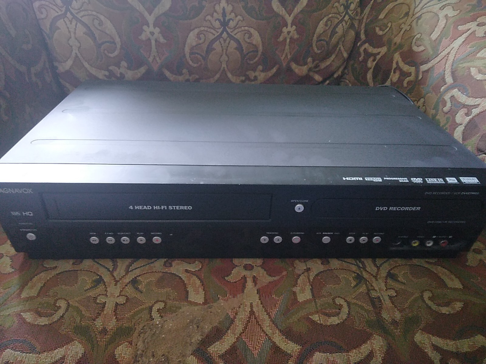 Magnavox ZV427MG9 VCR/DVD Combo Recorder Player Recorder. Parts Only