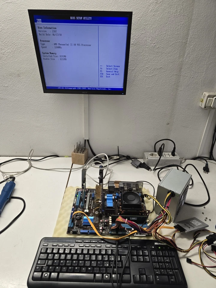 Scheda Madre ASUS M4A79XTD EVO, AM3 IDE SATA PCI-E DDR3 + AMD PHENOM 2 II X4 955 - Immagine 3 di 4