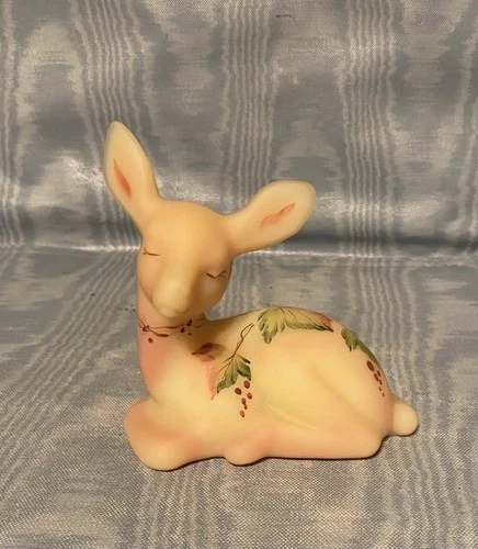 Vintage Rare Fenton  Hand Painted  Deer  Figurine      USA