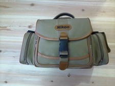 VINTAGE NIKON CAMERA CARRYING/SHOULDER BAG VERY GOOD CONDITION BEST PRICE