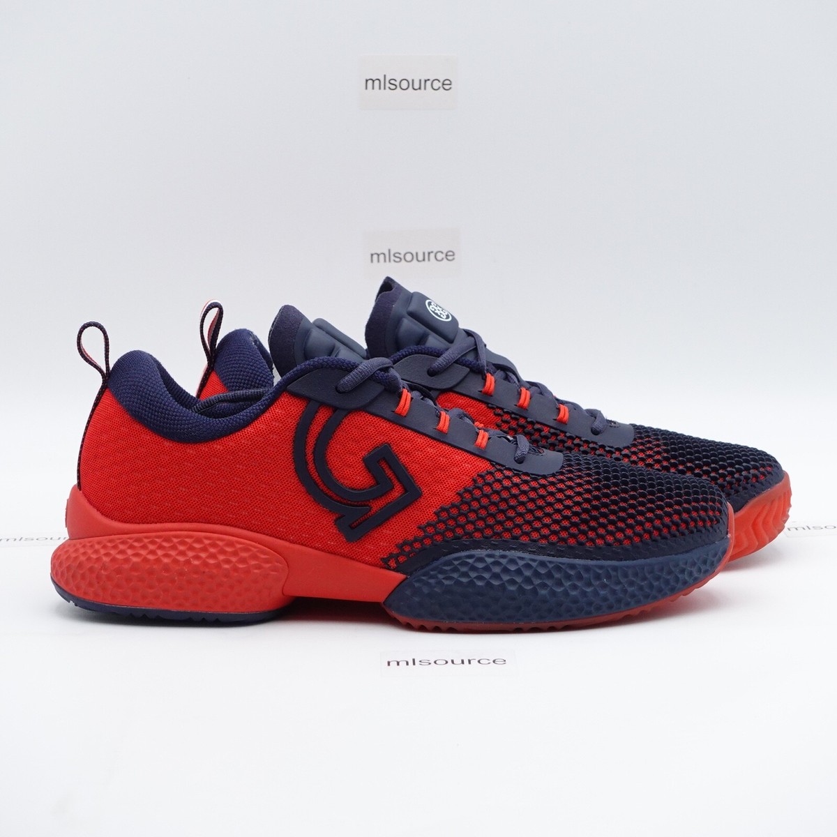 Size 10.5 Men display picture 3