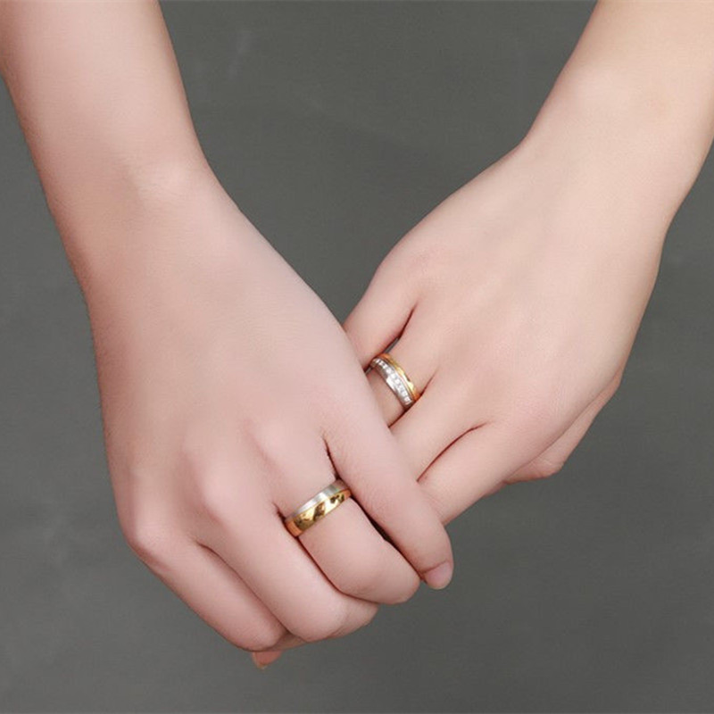 18K Gold Plated Titanium Steel Smooth Band Ring - Sizes 5-13, Men Or Women