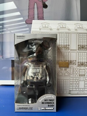 bearbrick 400% my first baby noir 2009 medicom toy