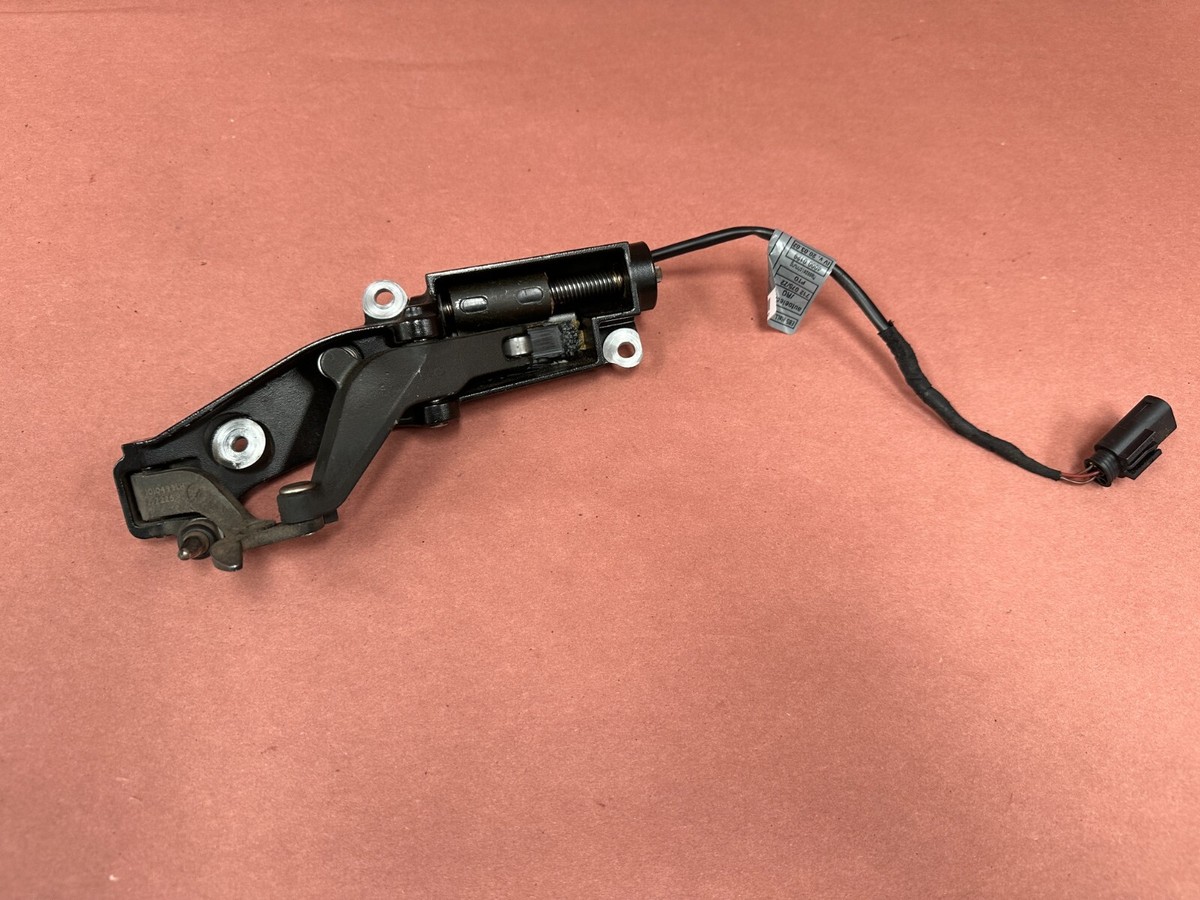 BMW E85 Z4 Front Left Folding Top Lock Latch Handle OEM 97K Miles