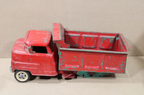 Vintage Pressed Steel  Structo Hydraulic Dump Truck Toy Parts Restore Project - Afbeelding 1 van 13