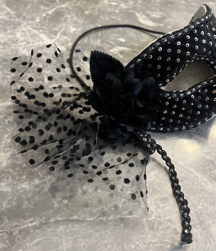 Black Noir Masquerade Costume Mask, One Size, New - Image 3 of 4