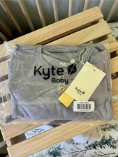 *New In Bag* Kyte Baby 4T Ribbed Henley Set In Haze