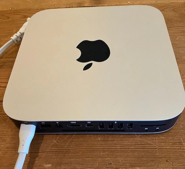 Apple Mac Mini Server A1347 Core 2 Duo 2.66GHz 8GB Ram, 2x 500Gb HDD - Image 4 of 4